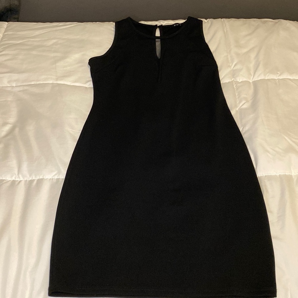 Black Maru body con dress 🖤